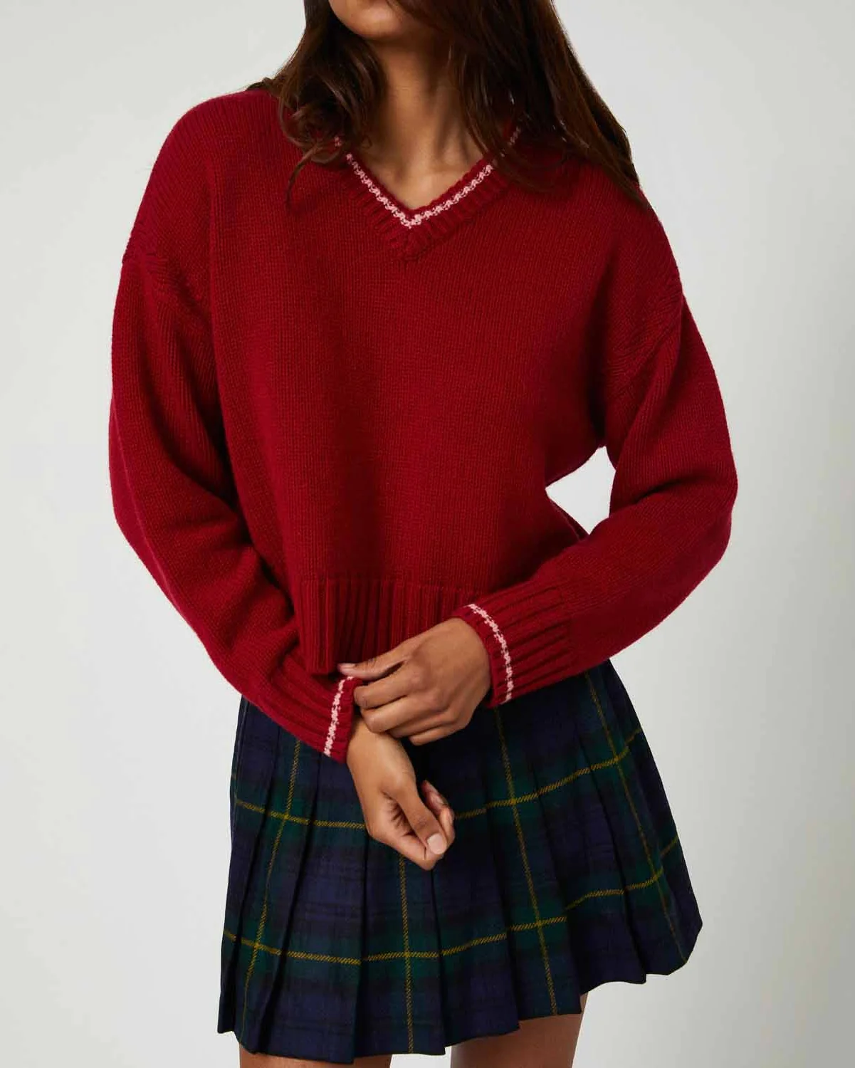 Cashmere Callie V Neck Sweater Wine - Image 4