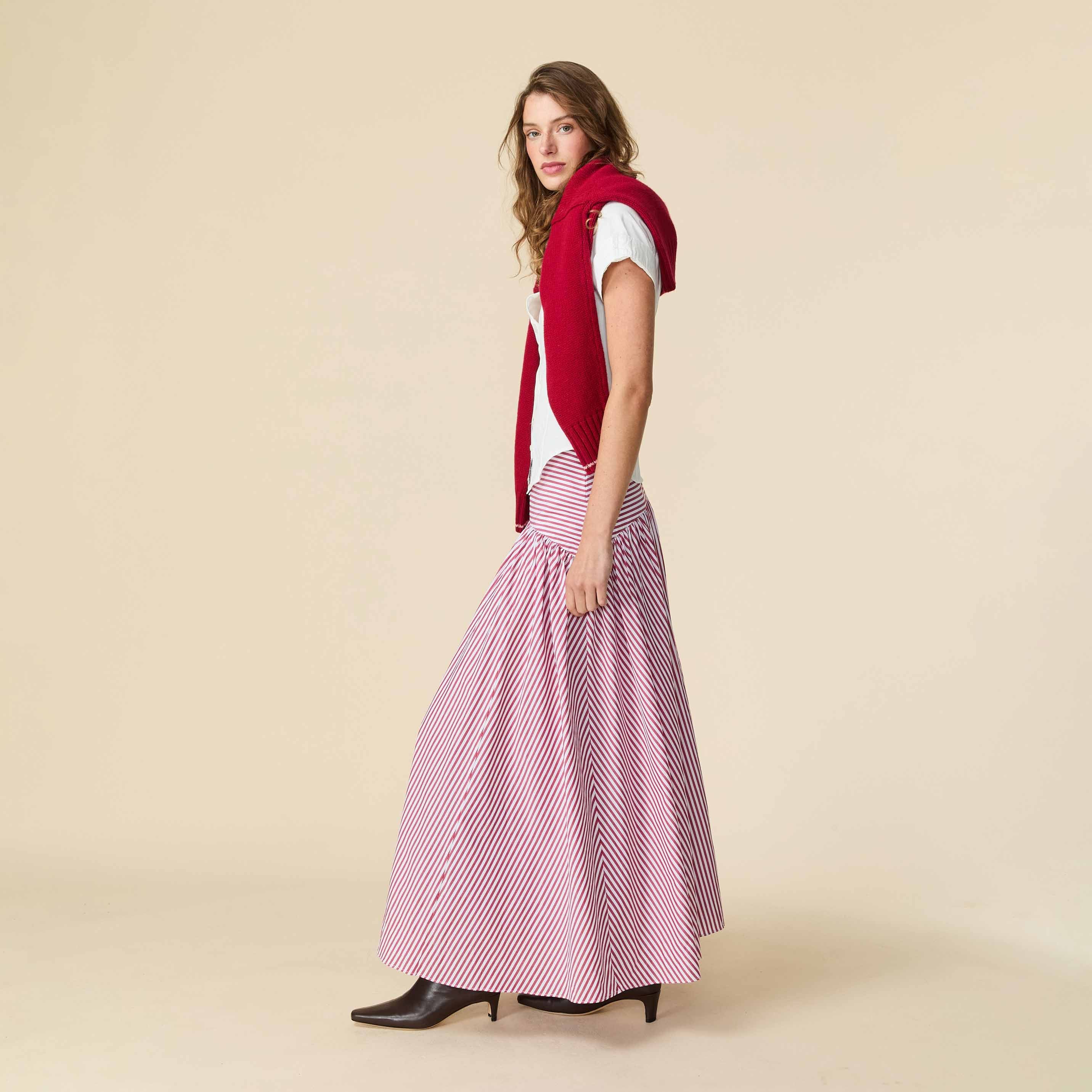 Cashmere Callie V Neck Sweater Wine - Image 5