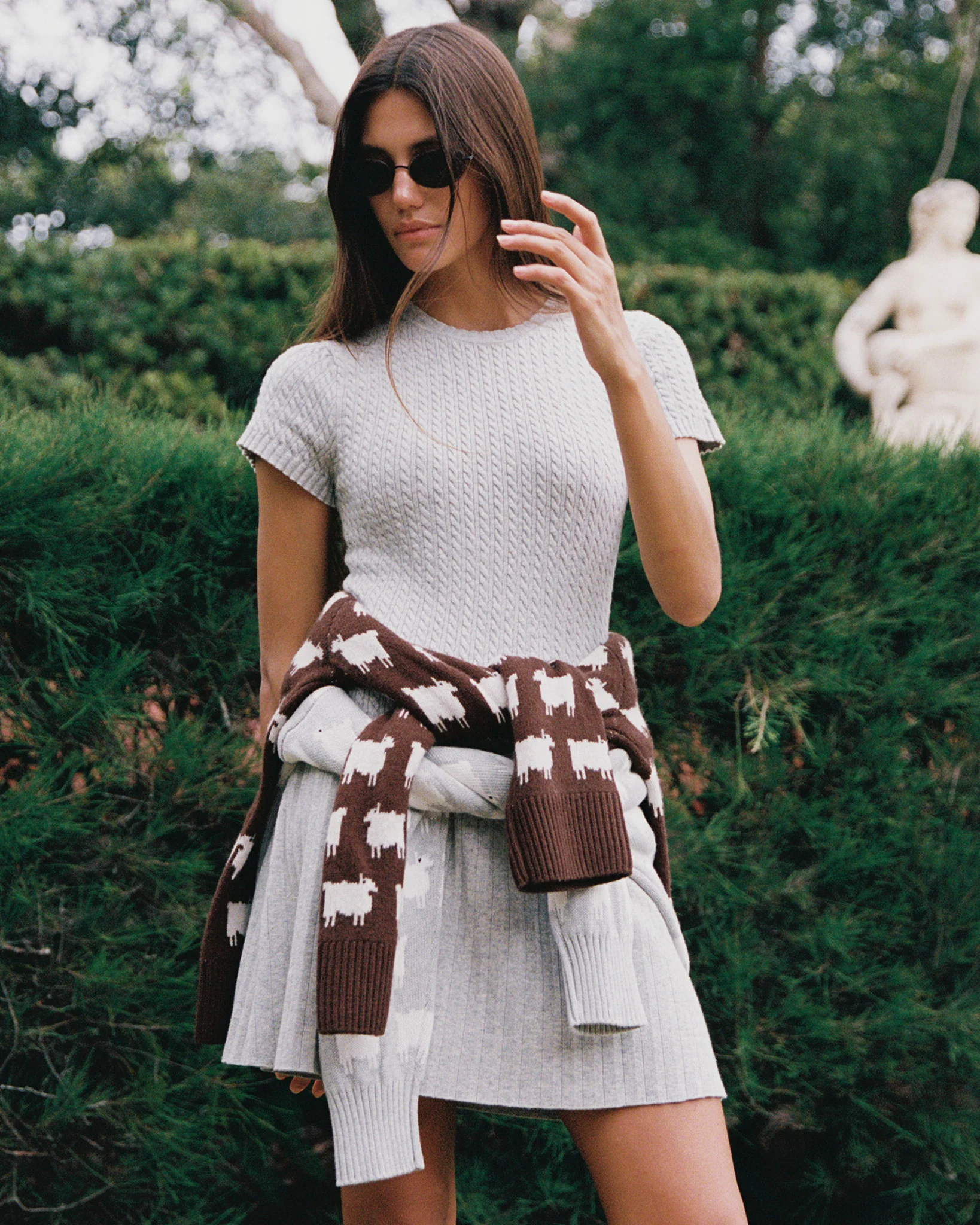 Oversized Wool Sheep Sweater Brown - Image 9