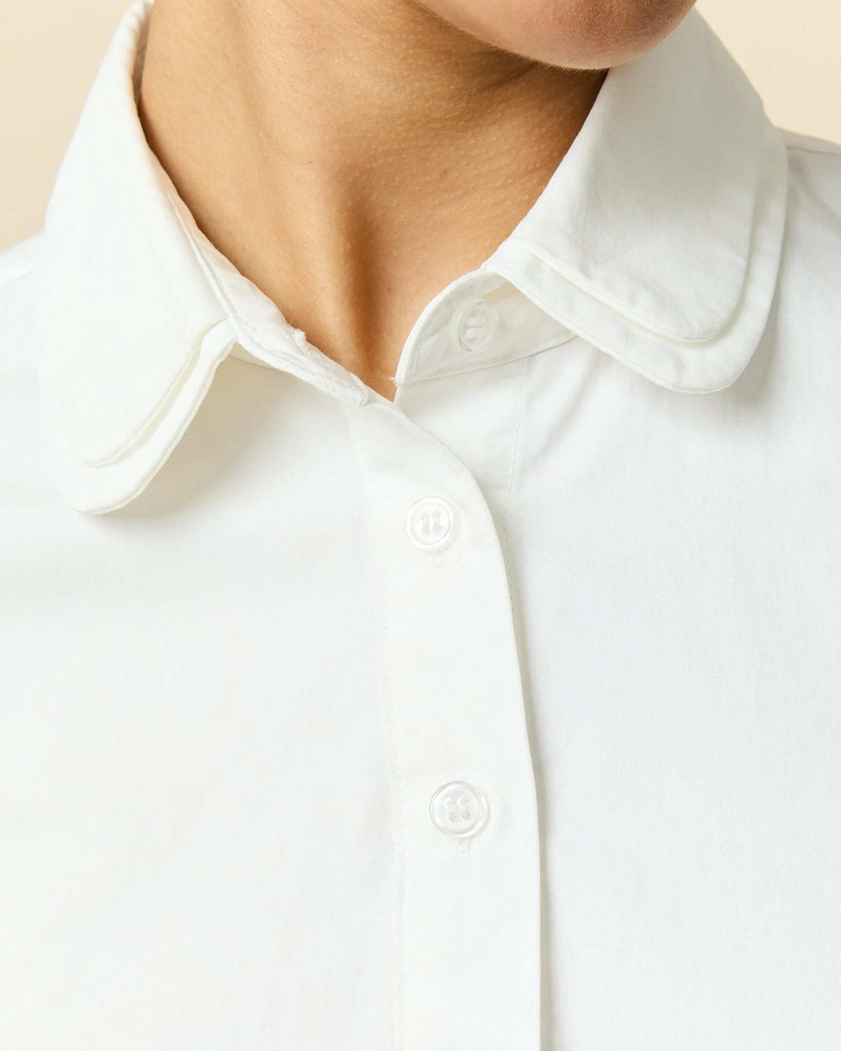 Women's Short Sleeve Collar Button Down White - Image 2