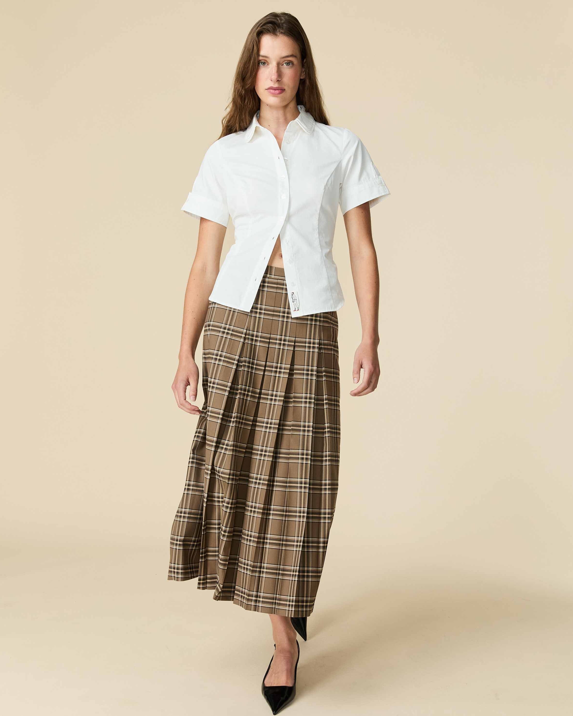 Women's Short Sleeve Collar Button Down White - Image 4